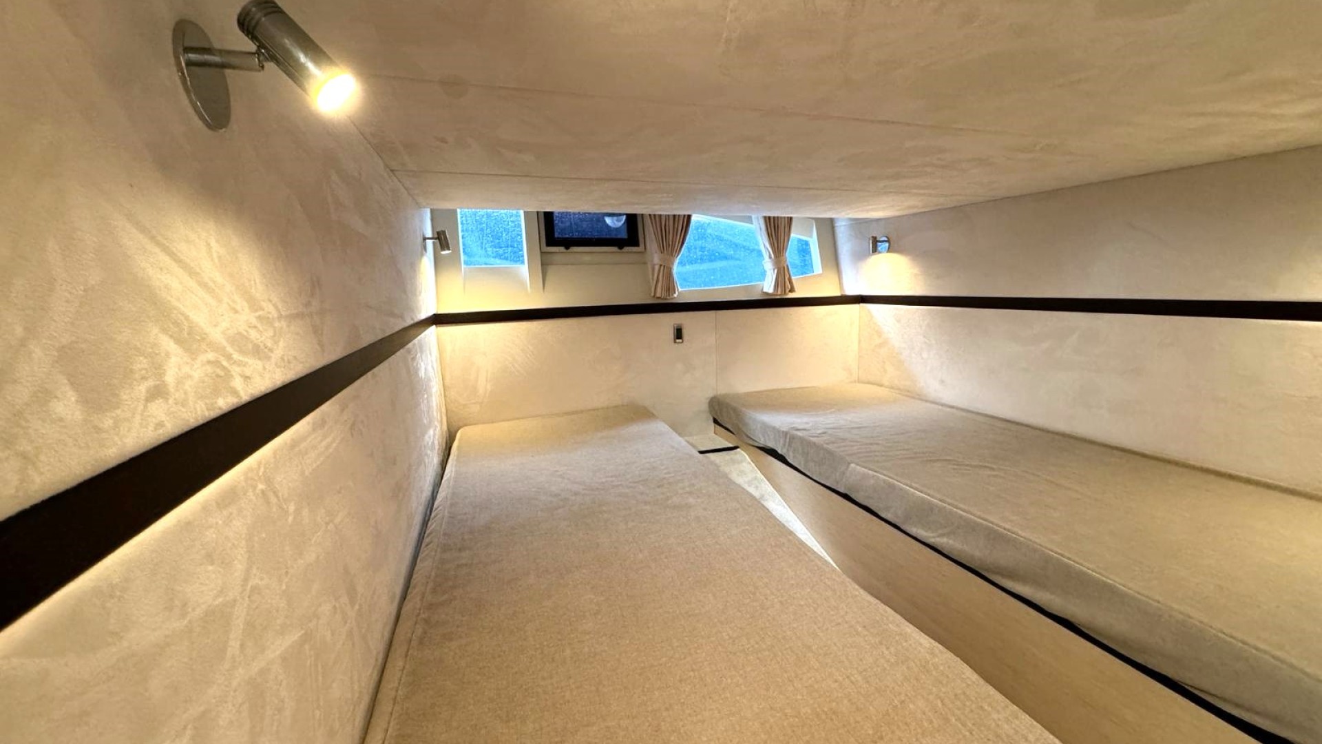 GALEON - 405 HTL à vendre