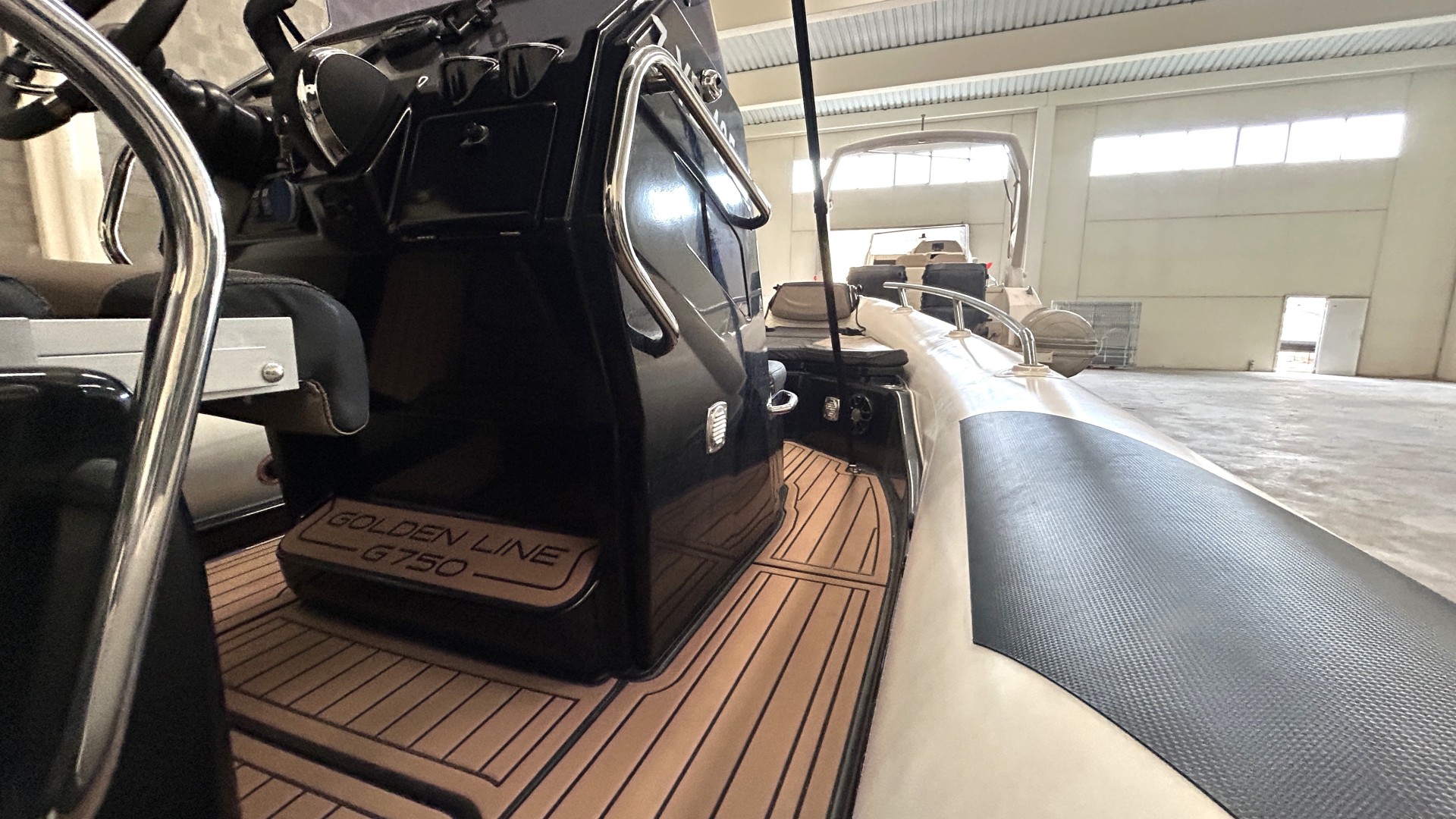 GRAND BOATS - Golden Line 750 à vendre