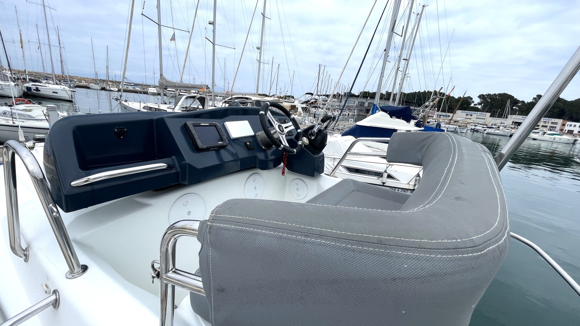 BENETEAU - BARRACUDA 9 FLY à vendre