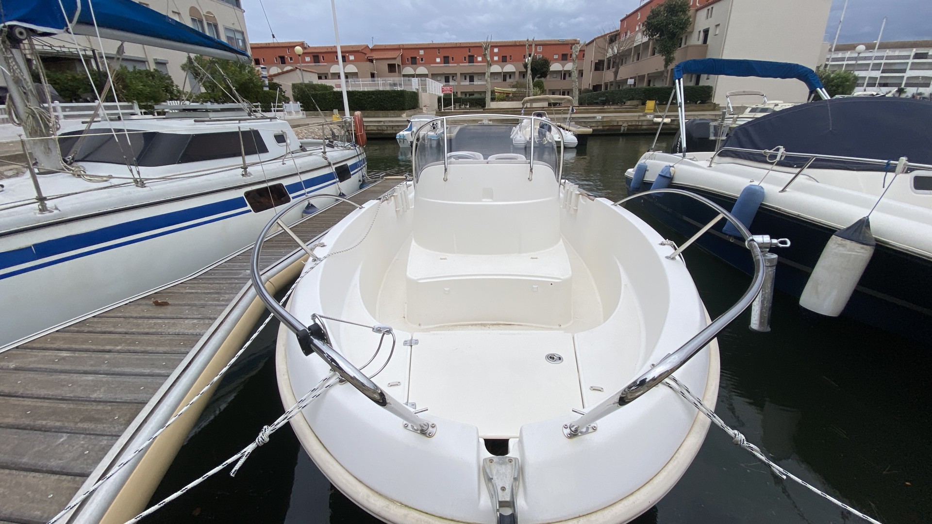 JEANNEAU - CAP CAMARAT 545 à vendre