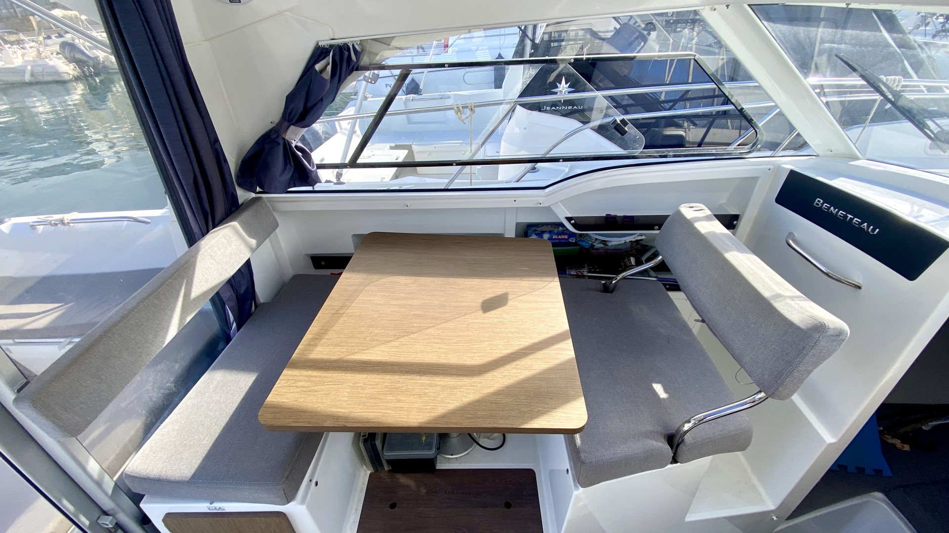 BENETEAU - ANTARES 8 OB à vendre
