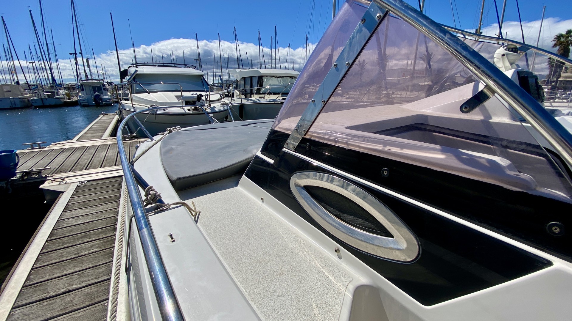 PACIFIC CRAFT - 650 SUN CRUISER à vendre