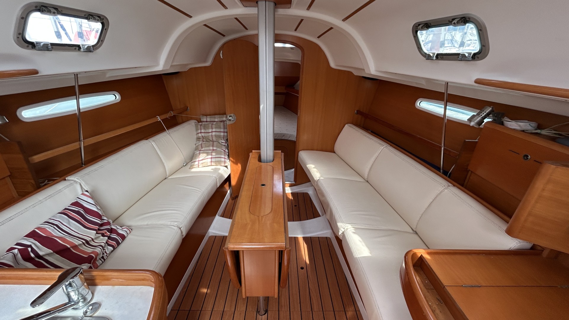 BENETEAU - FIRST 31.7 à vendre