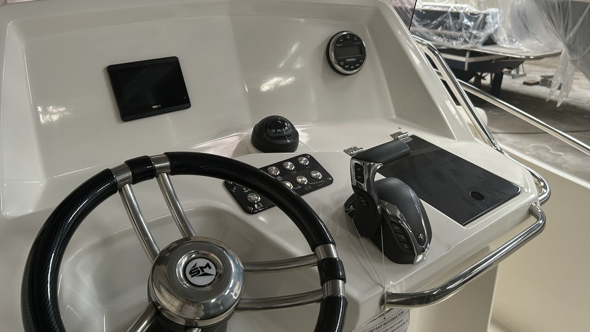 WHITE SHARK - 240CC à vendre