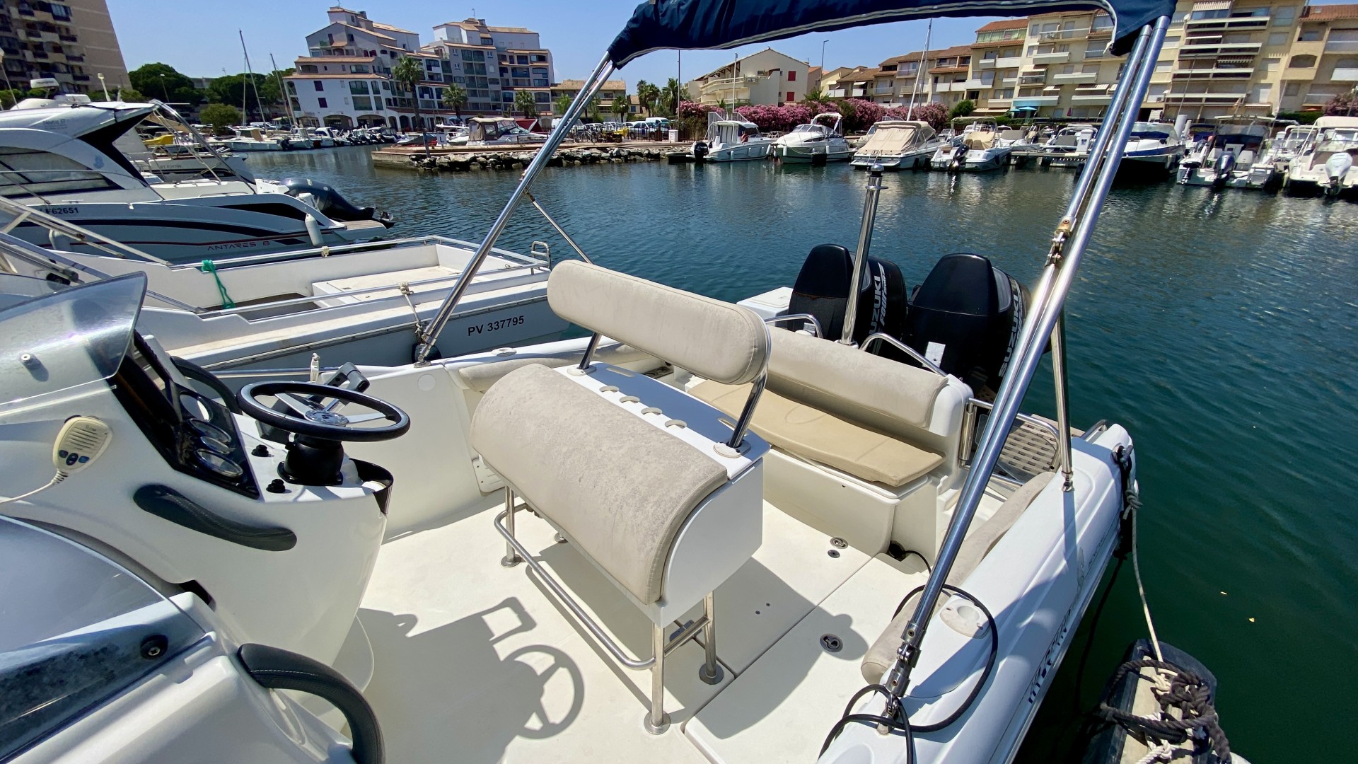 BENETEAU - FLYER 750 OPEN à vendre