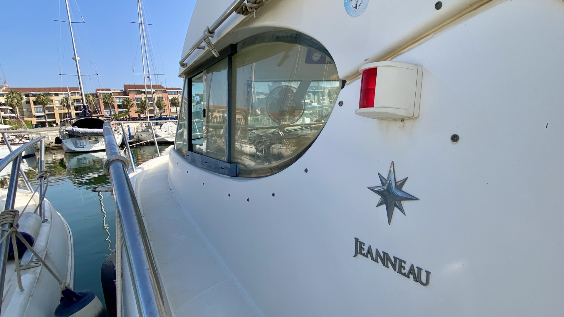JEANNEAU - PRESTIGE 32 à vendre