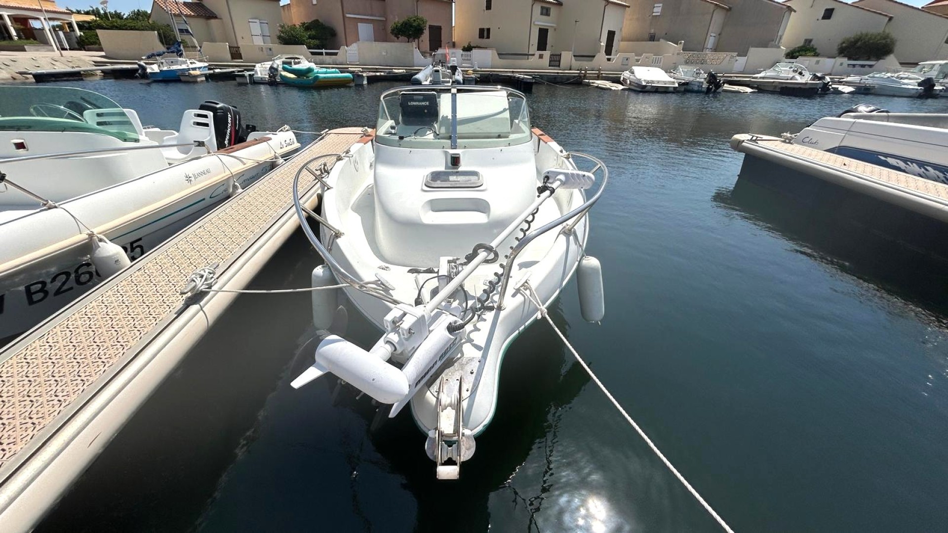 JEANNEAU - CAP CAMARAT 555 WA à vendre