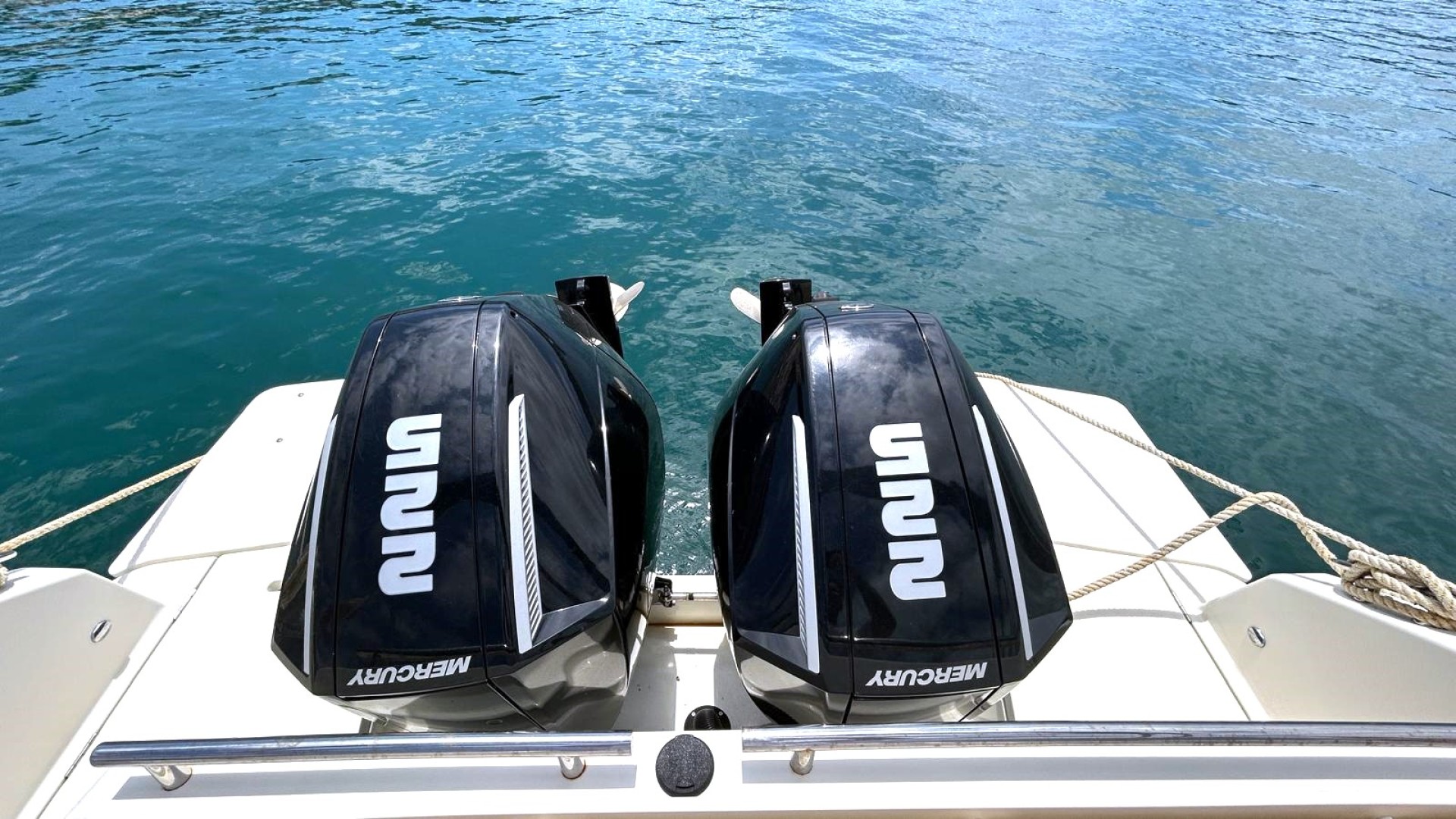 QUICKSILVER - 875 SUNDECK à vendre