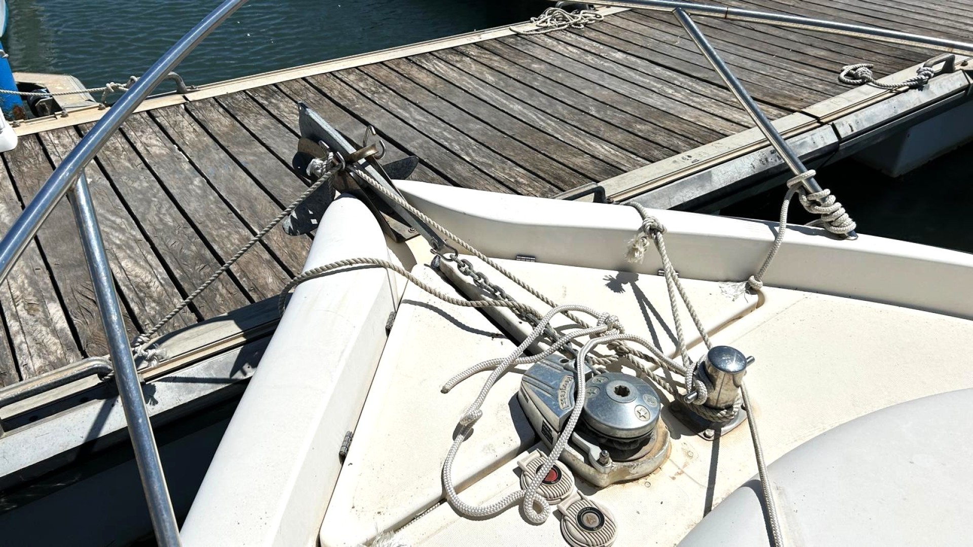 OCQUETEAU - 645 à vendre