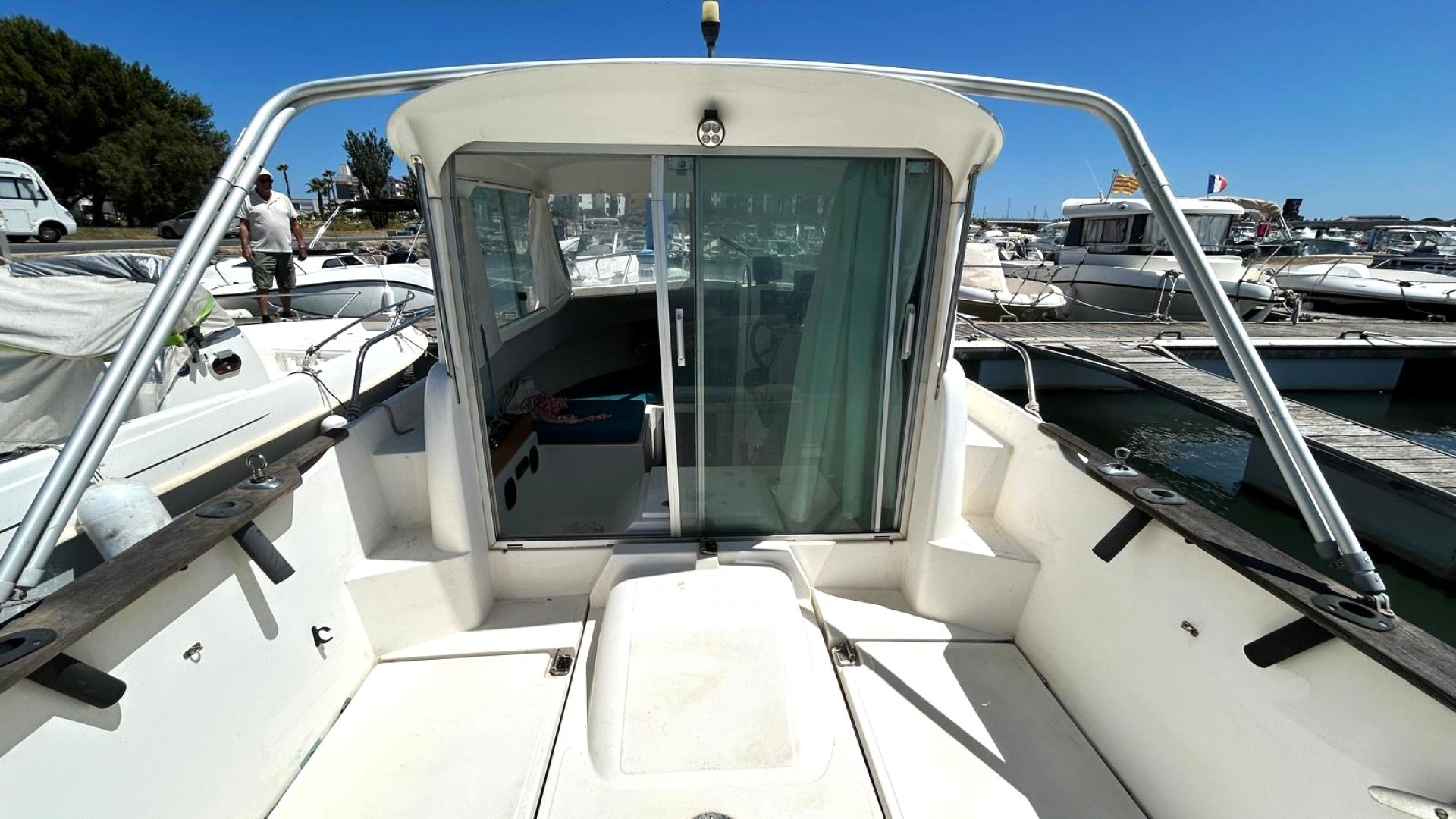 OCQUETEAU - 645 à vendre