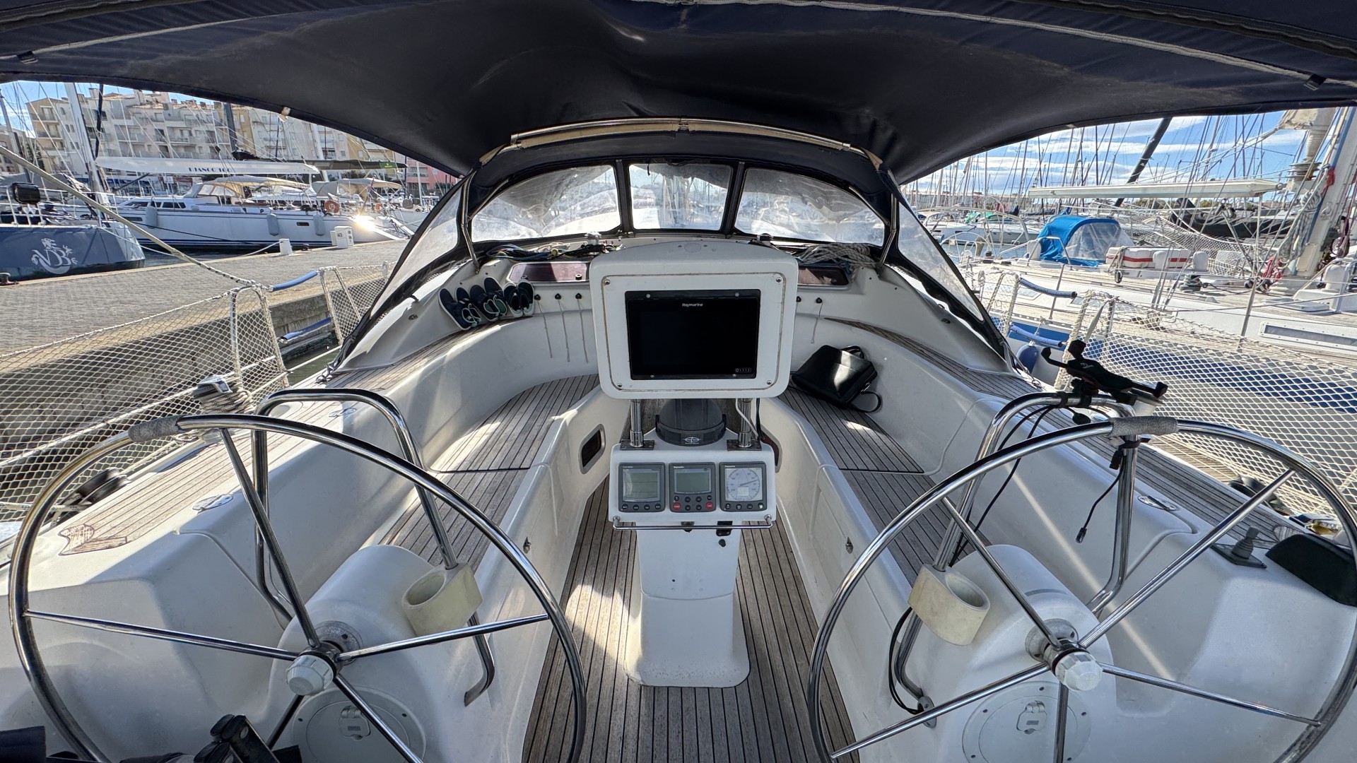 BAVARIA - 44 Vision à vendre