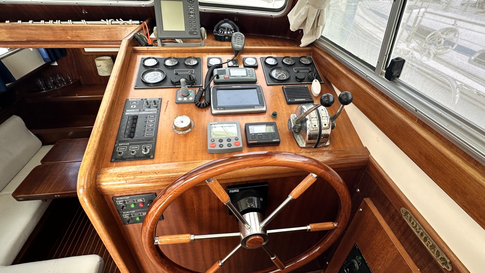 MENORQUIN YACHT - 110 à vendre