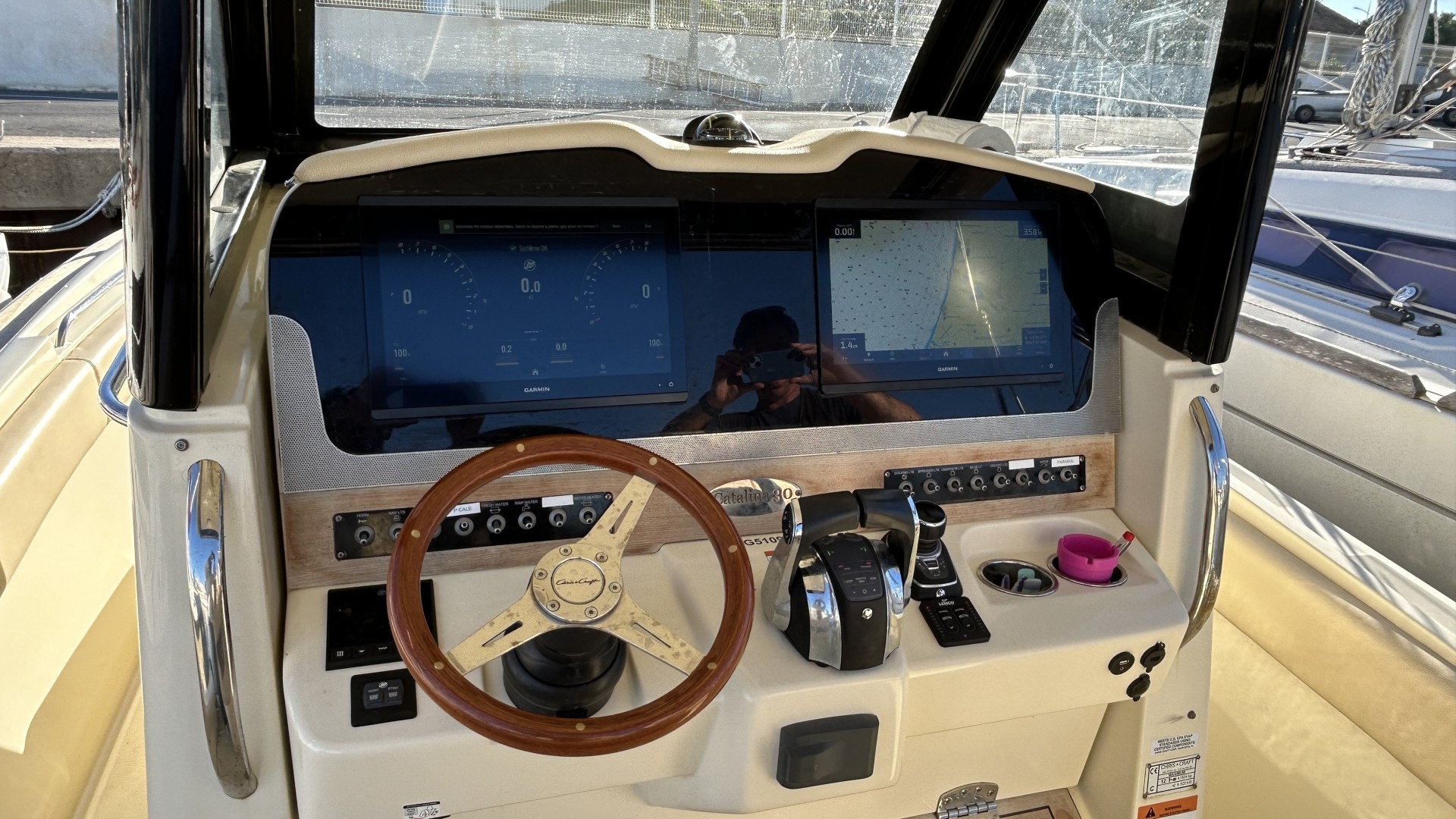 CHRIS CRAFT - CATALINA 30 à vendre