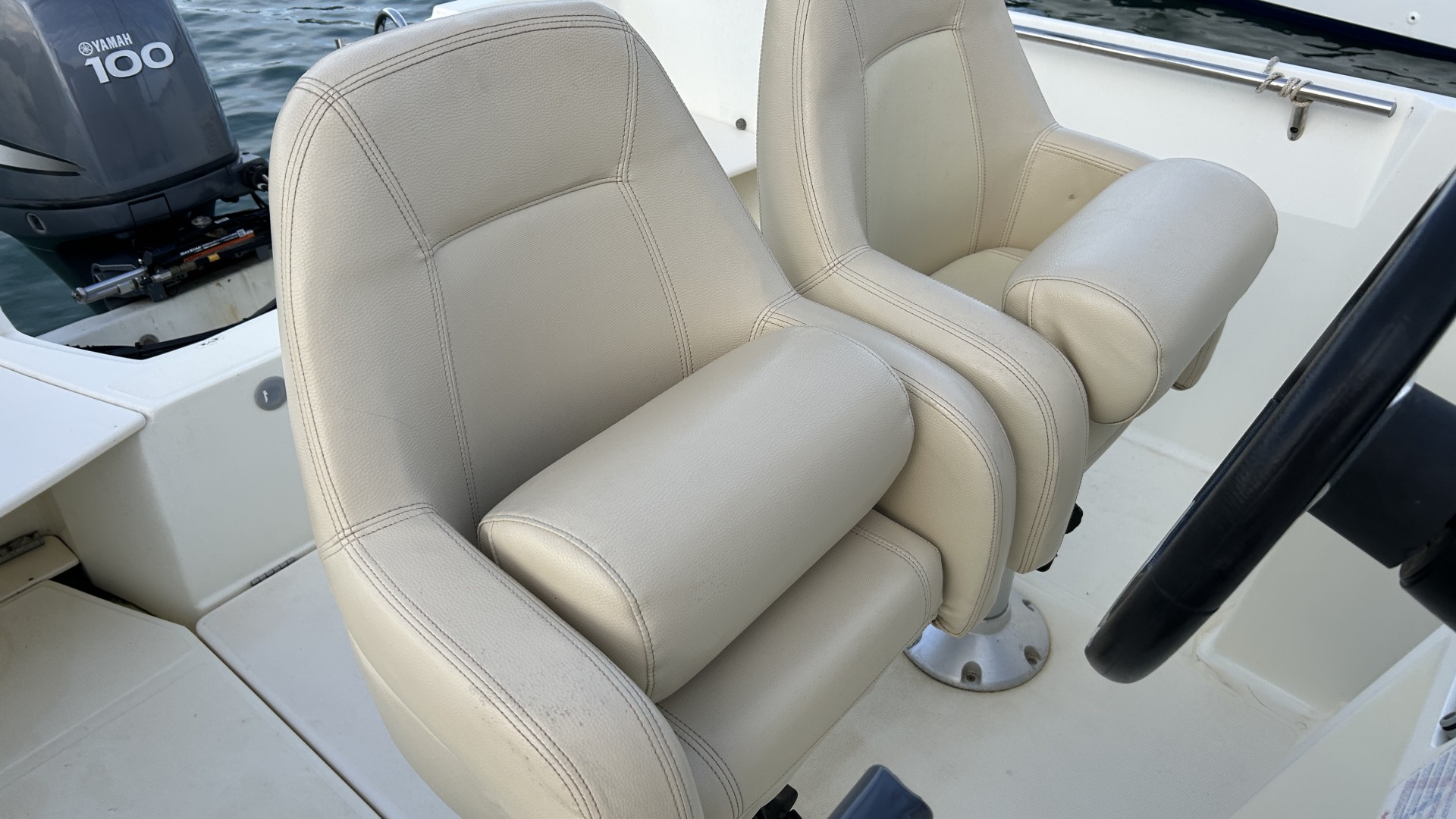 JEANNEAU - CAP CAMARAT 555 à vendre