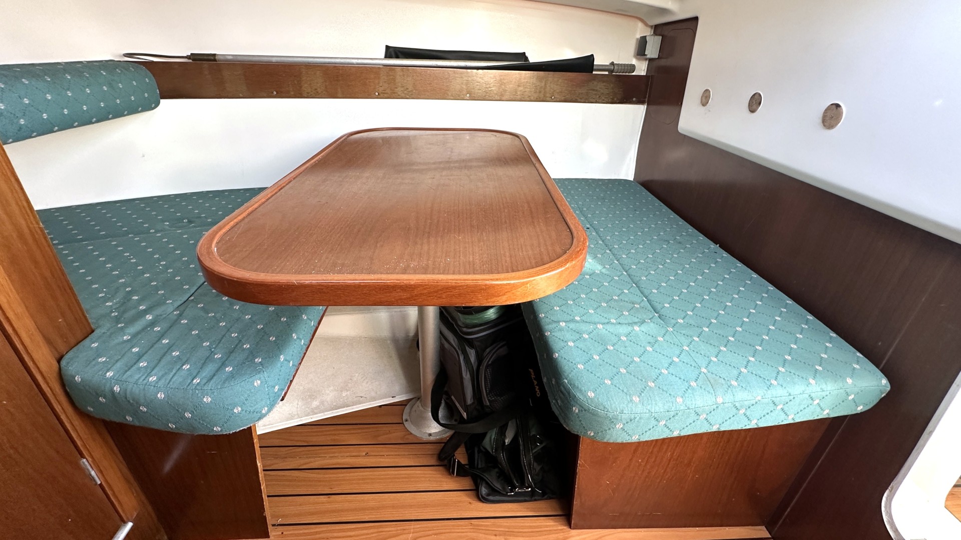 BENETEAU - ANTARES 710 à vendre