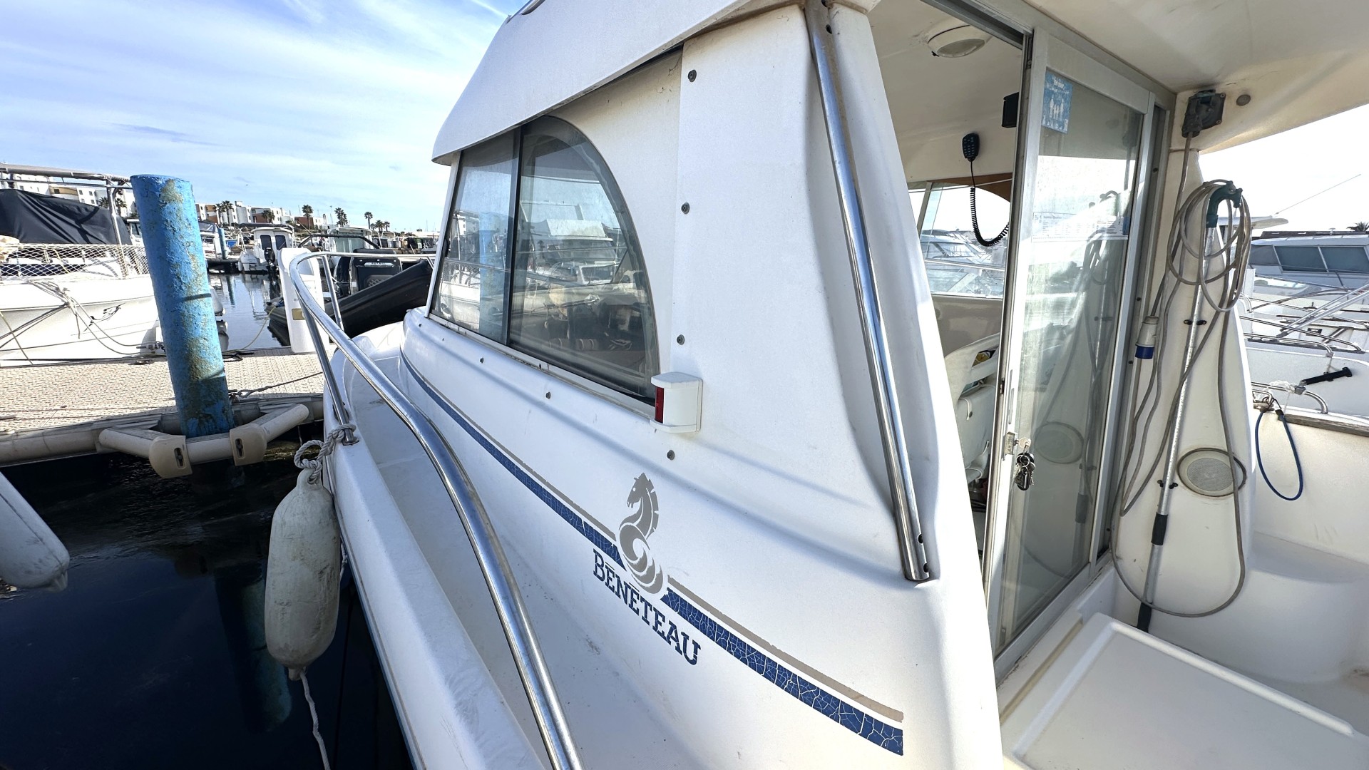 BENETEAU - ANTARES 710 à vendre