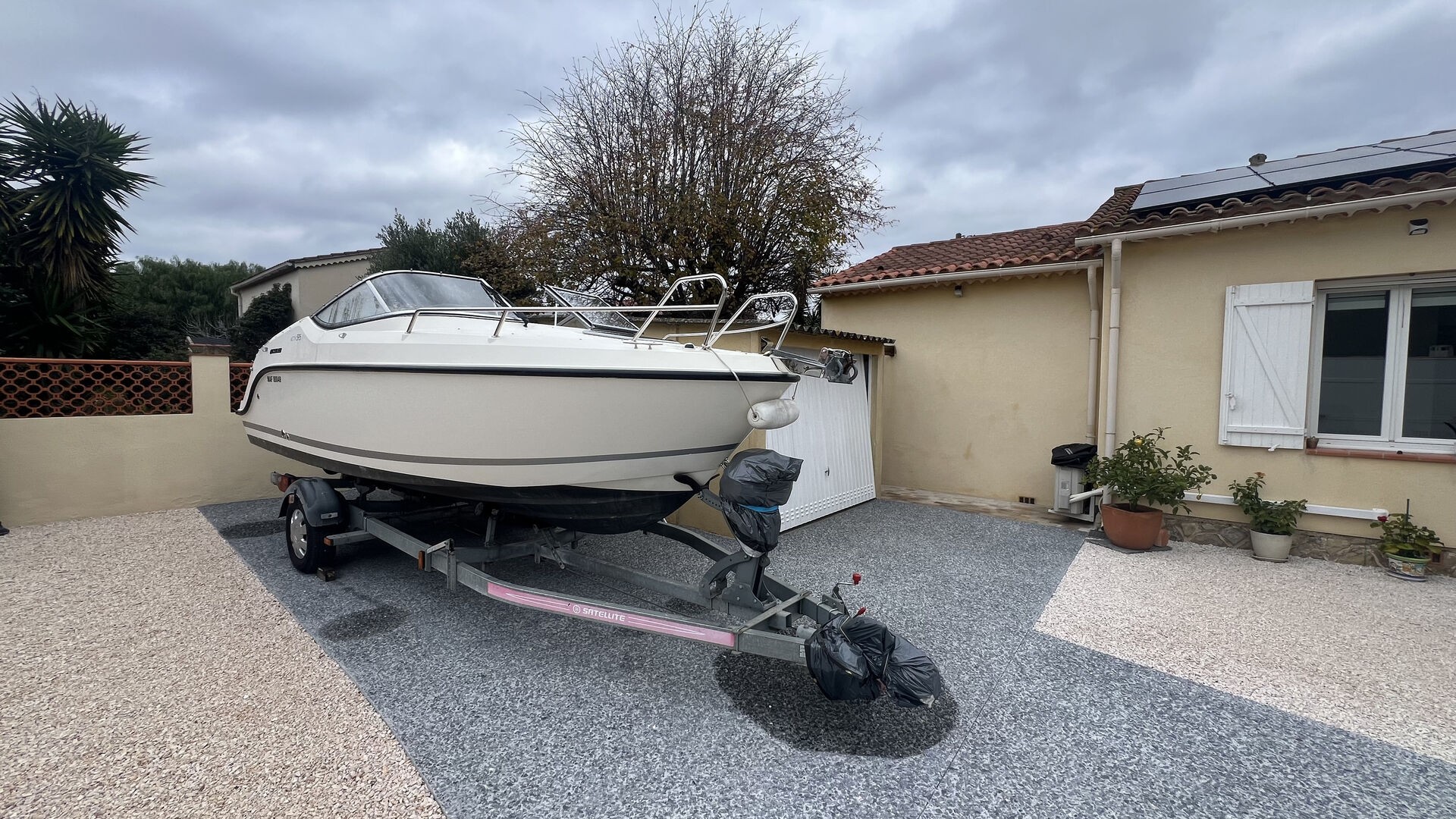 QUICKSILVER - 595 CRUISER à vendre