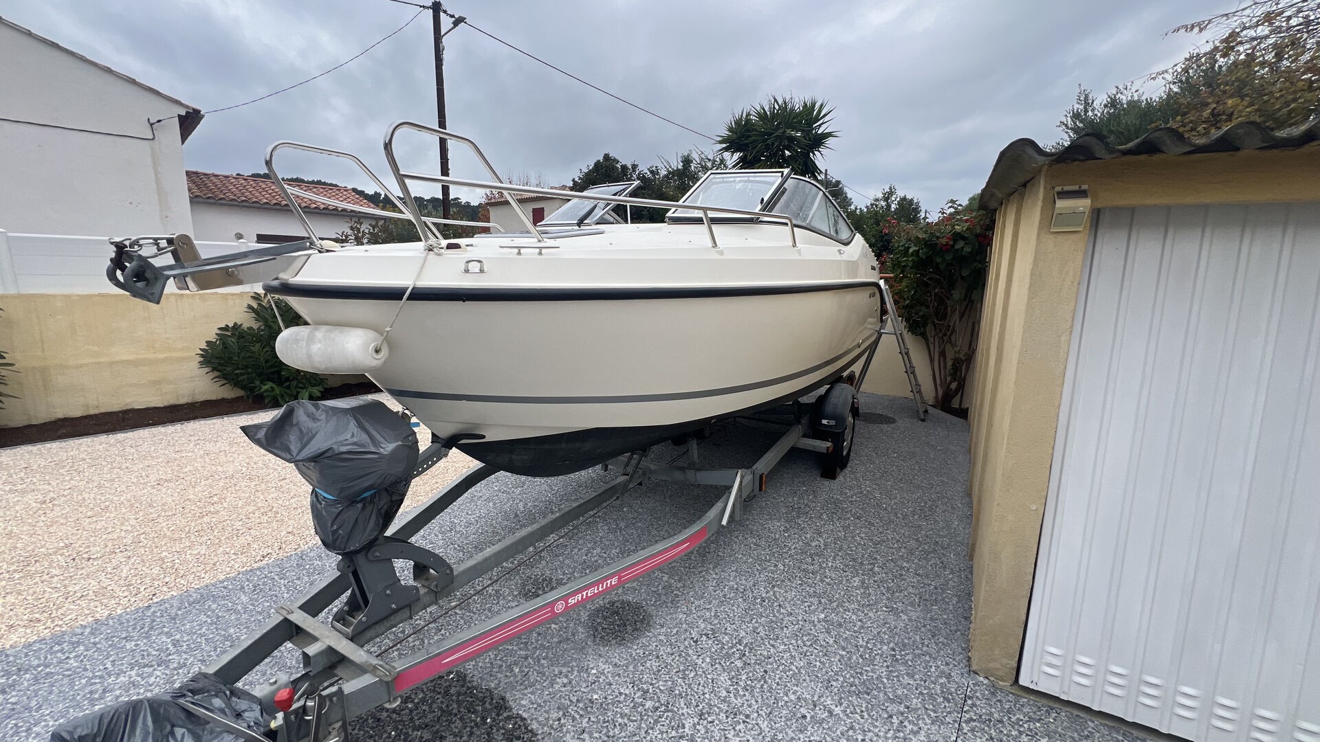 QUICKSILVER - 595 CRUISER à vendre