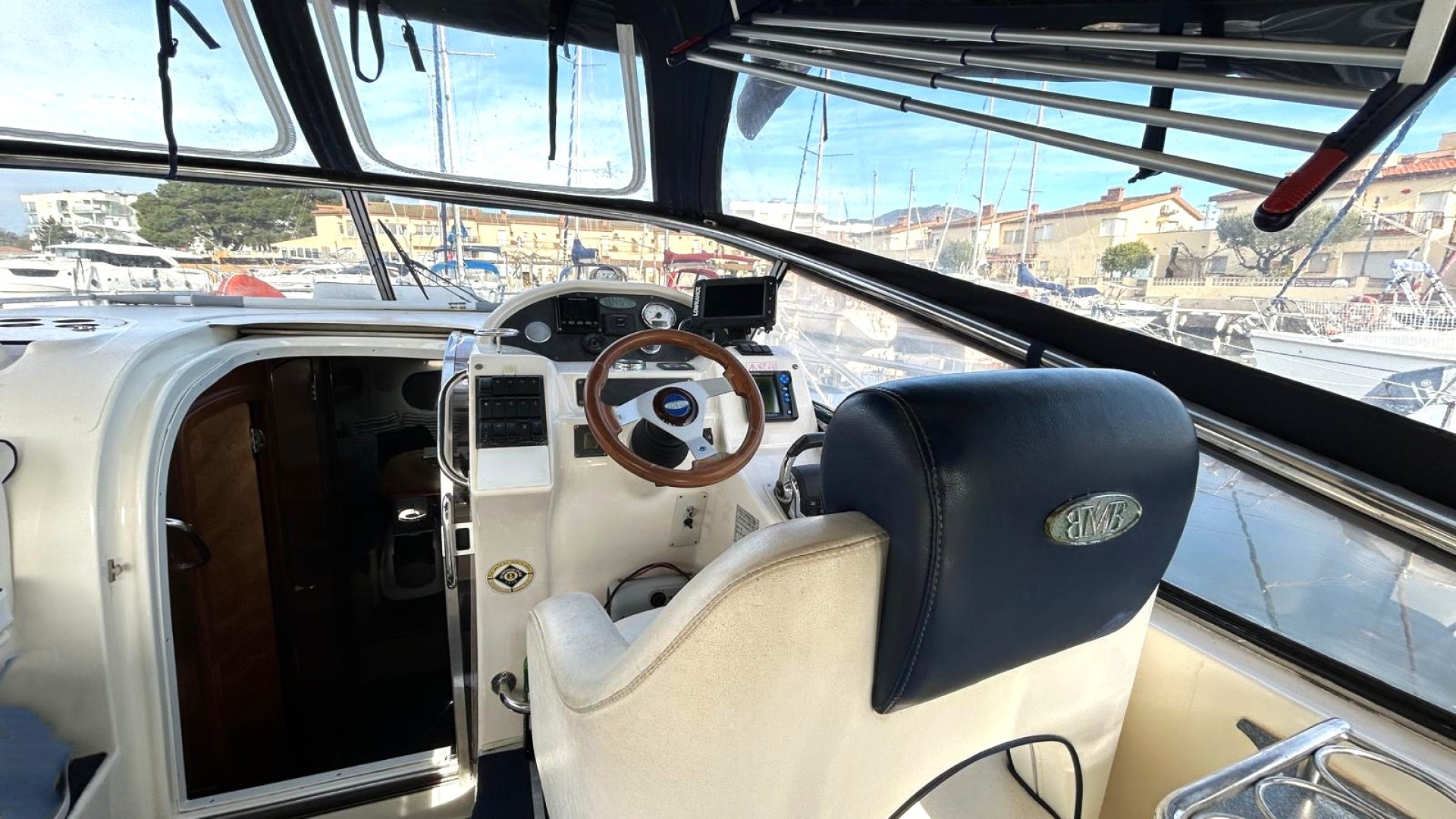 BAVARIA - 29 SPORT à vendre