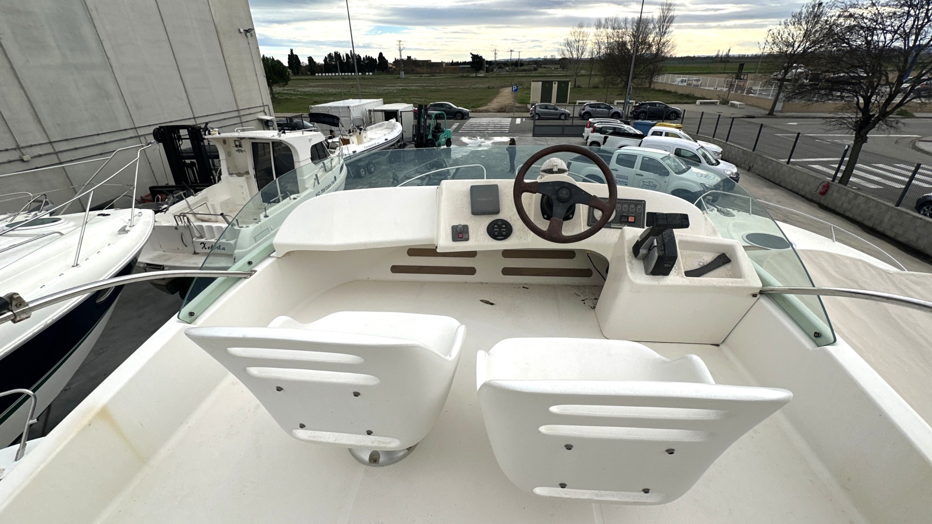 JEANNEAU - MERRY FISHER 925 FLY à vendre