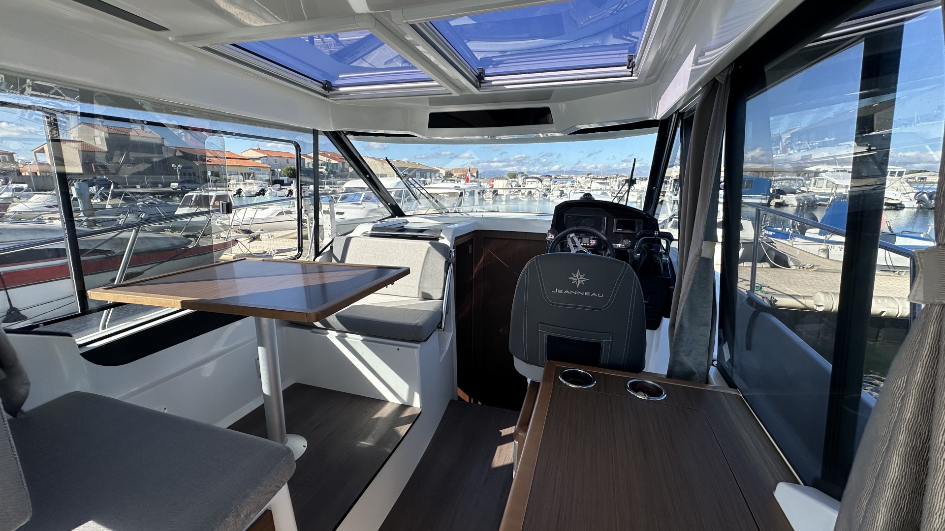 JEANNEAU - MERRY FISHER 895 OS à vendre