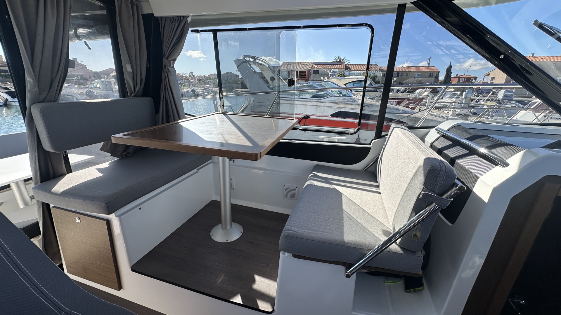 JEANNEAU - MERRY FISHER 895 OS à vendre