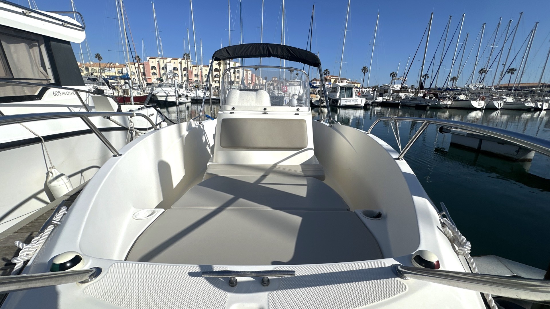 QUICKSILVER - ACTIV 535 OPEN à vendre