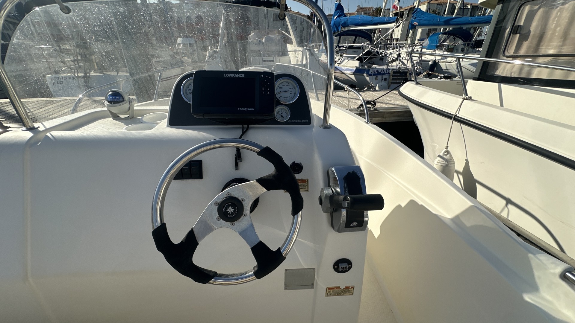QUICKSILVER - ACTIV 535 OPEN à vendre