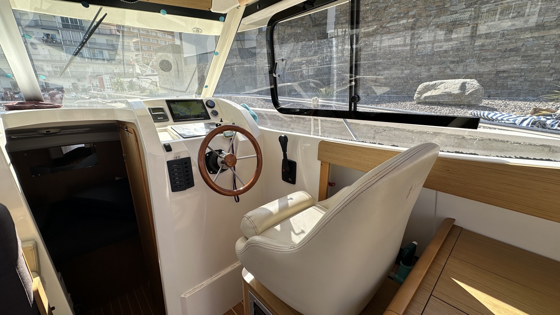 JEANNEAU - MERRY FISHER 8 à vendre