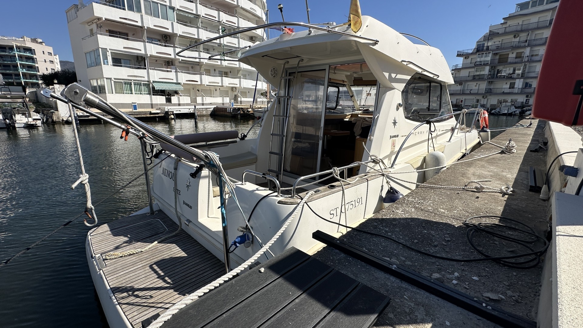 JEANNEAU - MERRY FISHER 8 à vendre