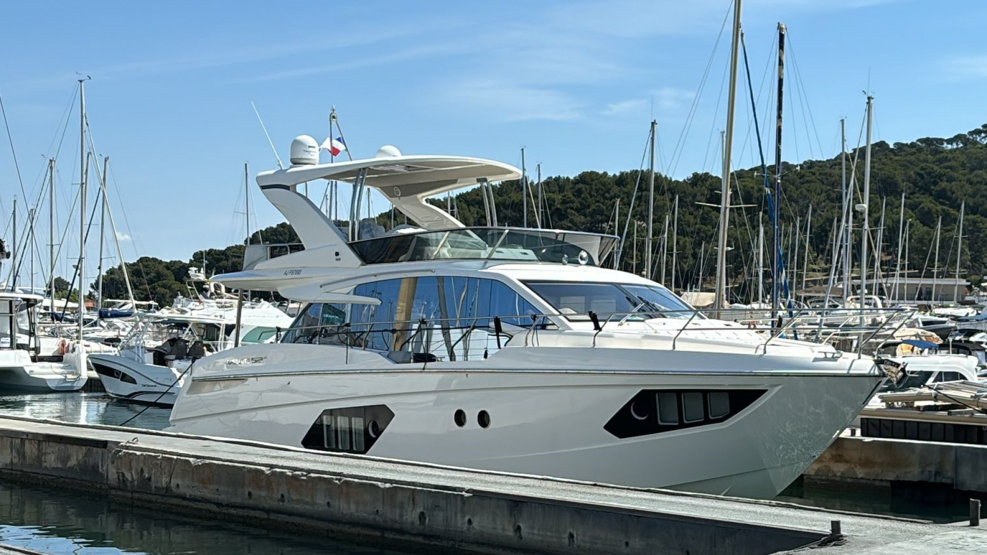 ABSOLUTE - 52 FLY à vendre