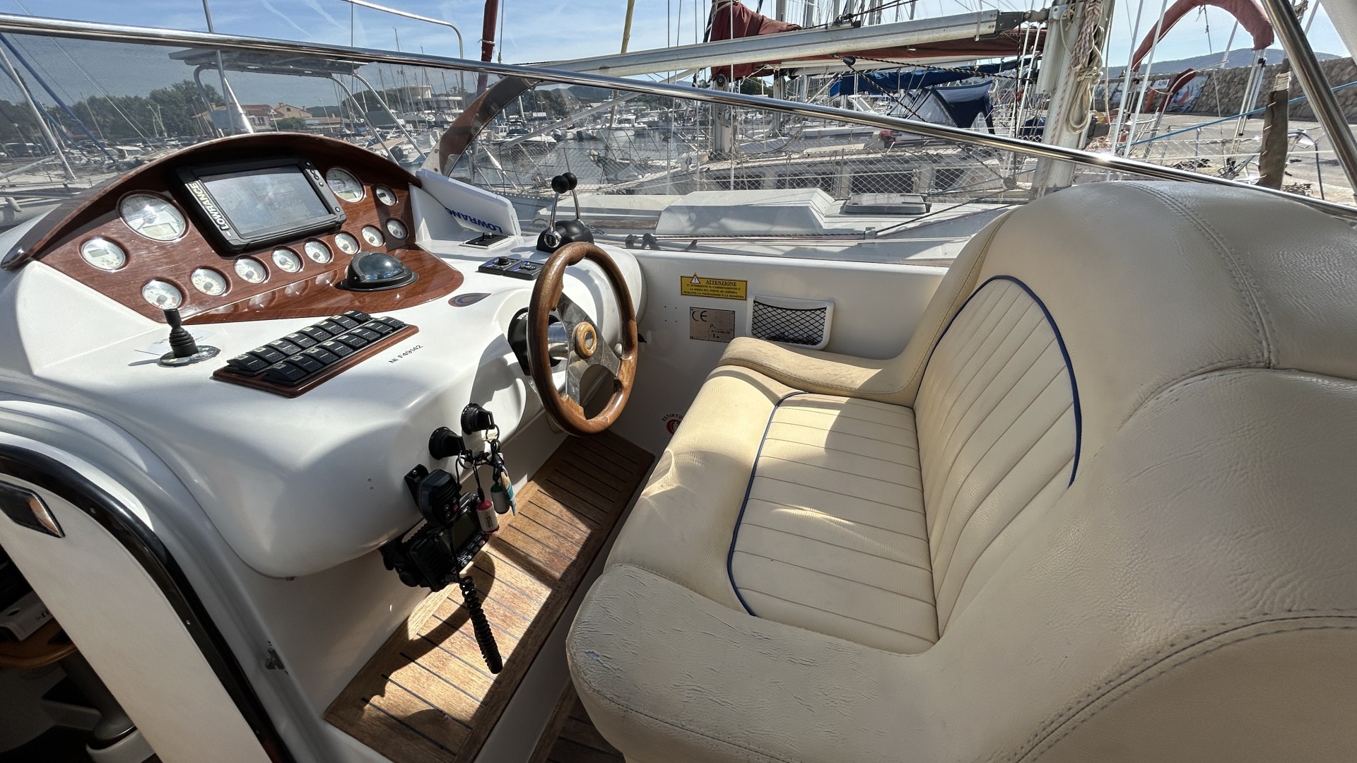 AIRON MARINE - 345 à vendre
