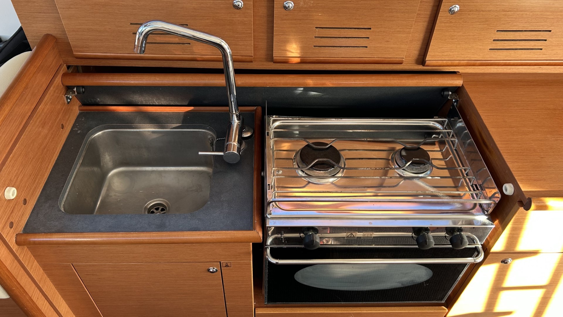 BENETEAU - ANTARES 10.80 à vendre