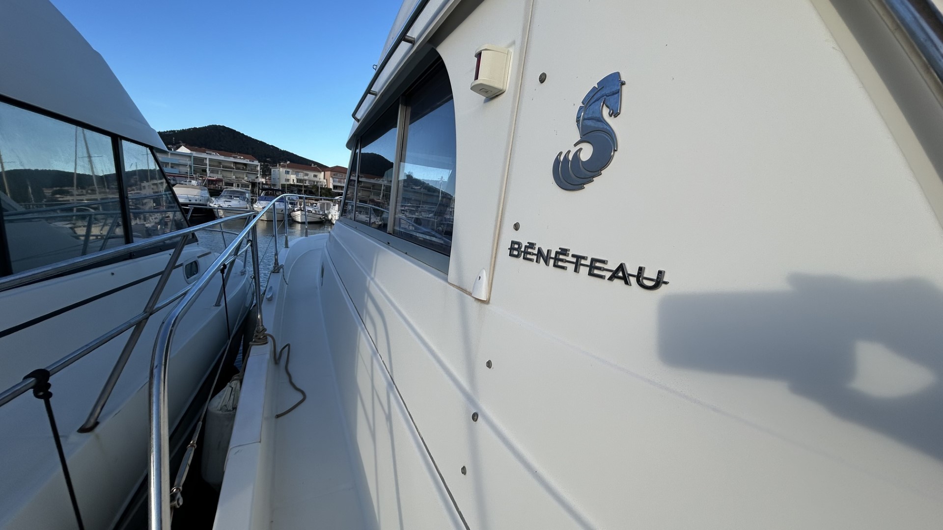 BENETEAU - ANTARES 10.80 à vendre