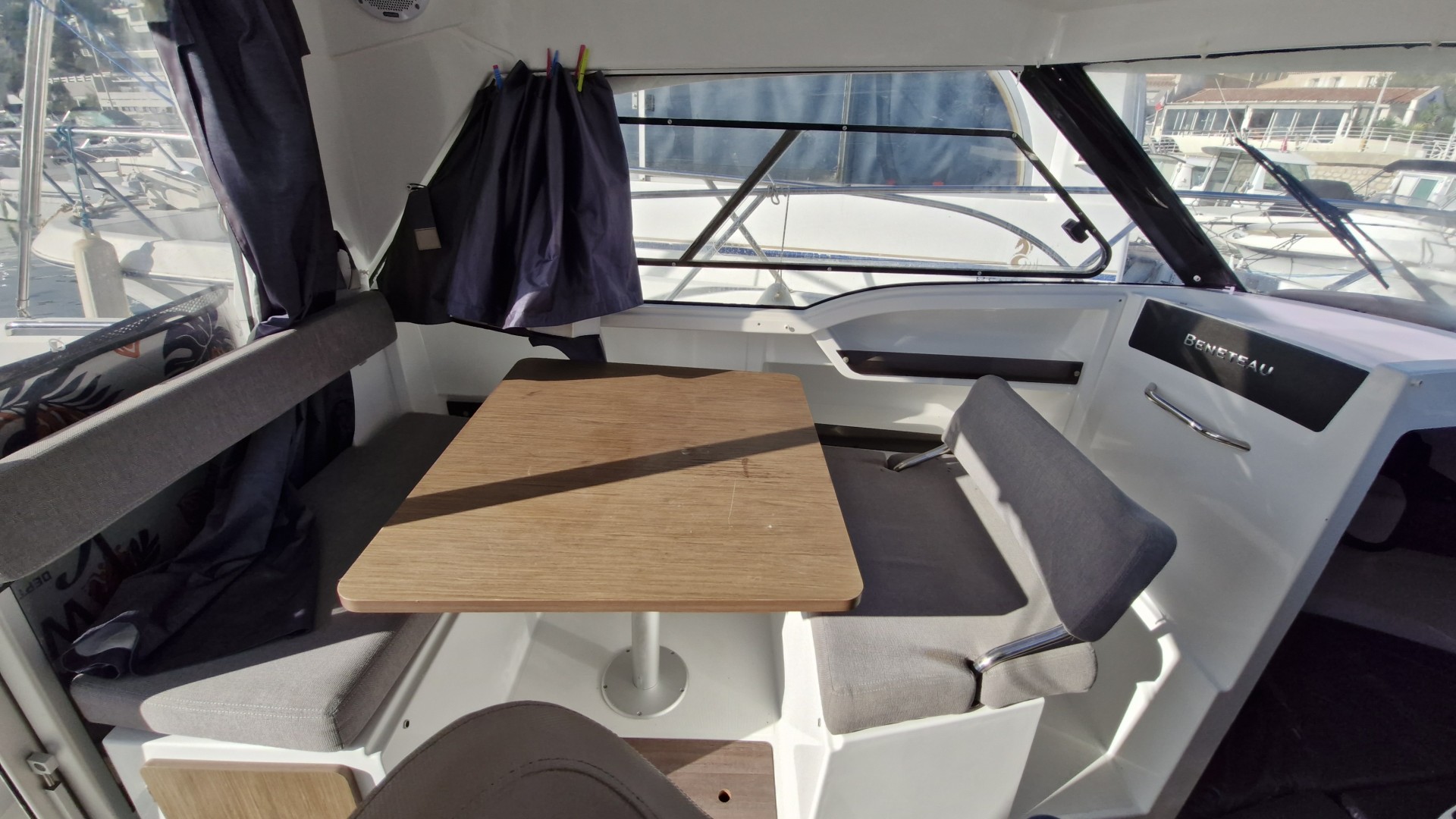 BENETEAU - ANTARES 8 OB à vendre