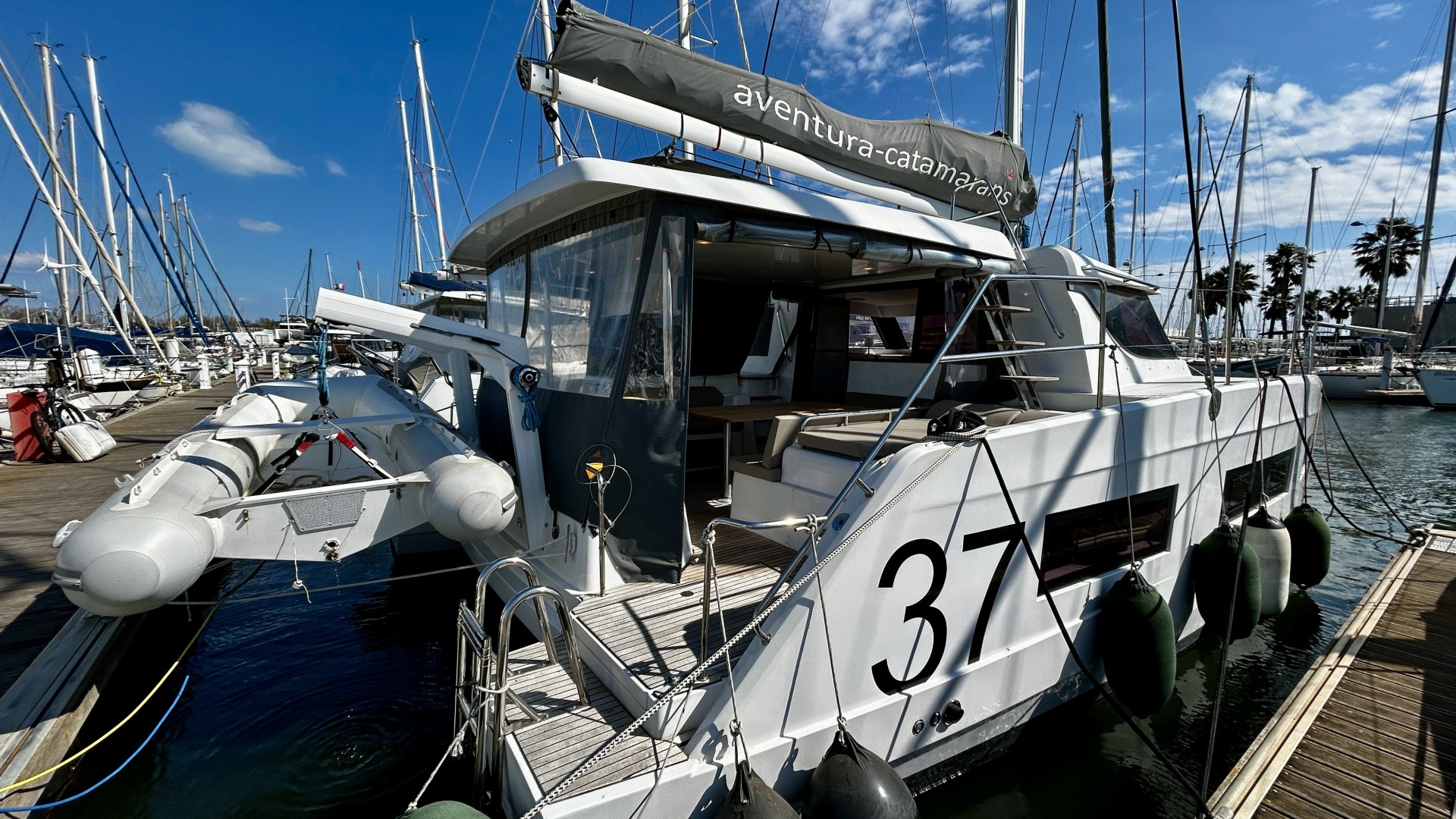 AVENTURA - 37 à vendre