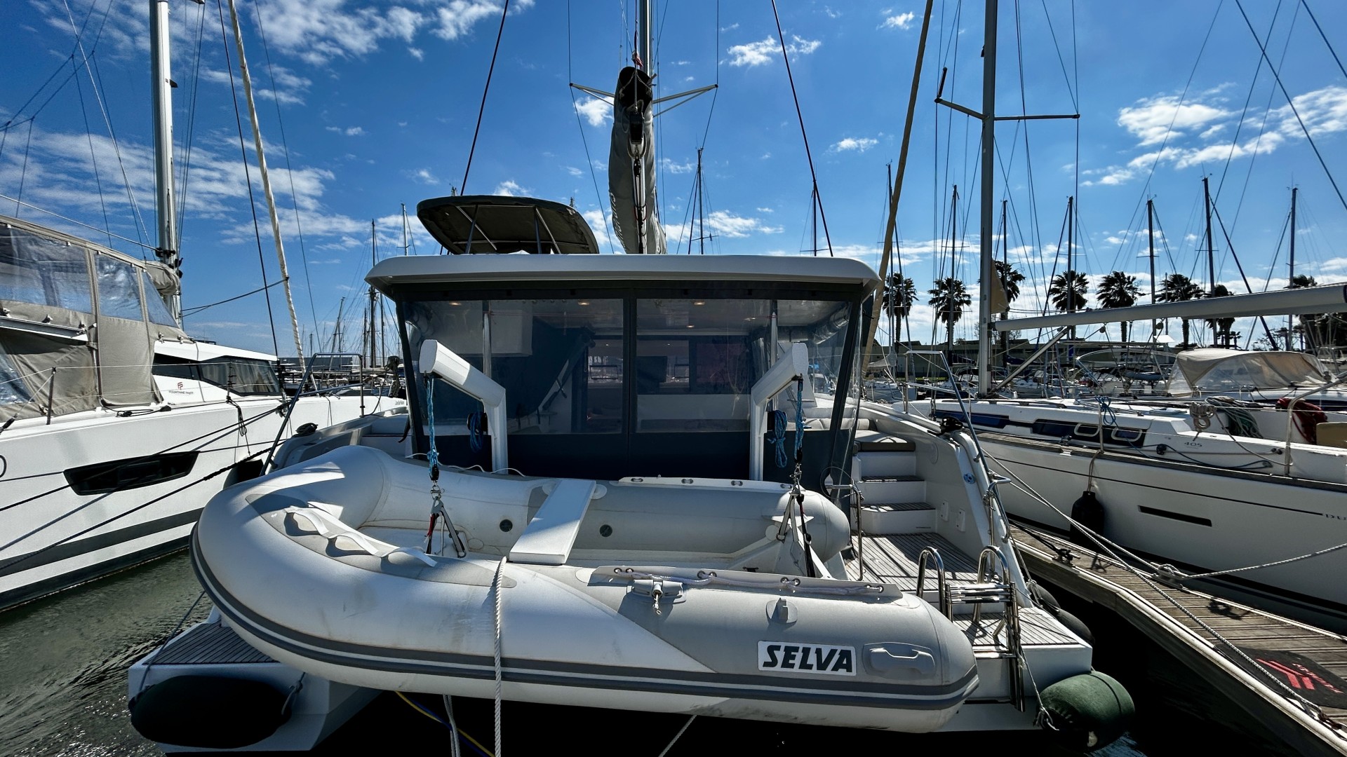 AVENTURA - 37 à vendre