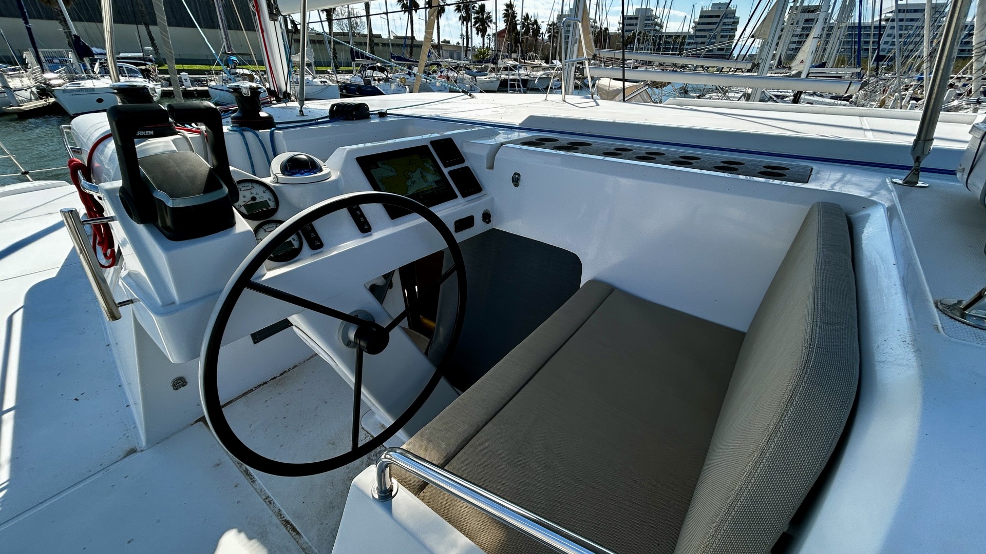 AVENTURA - 37 à vendre