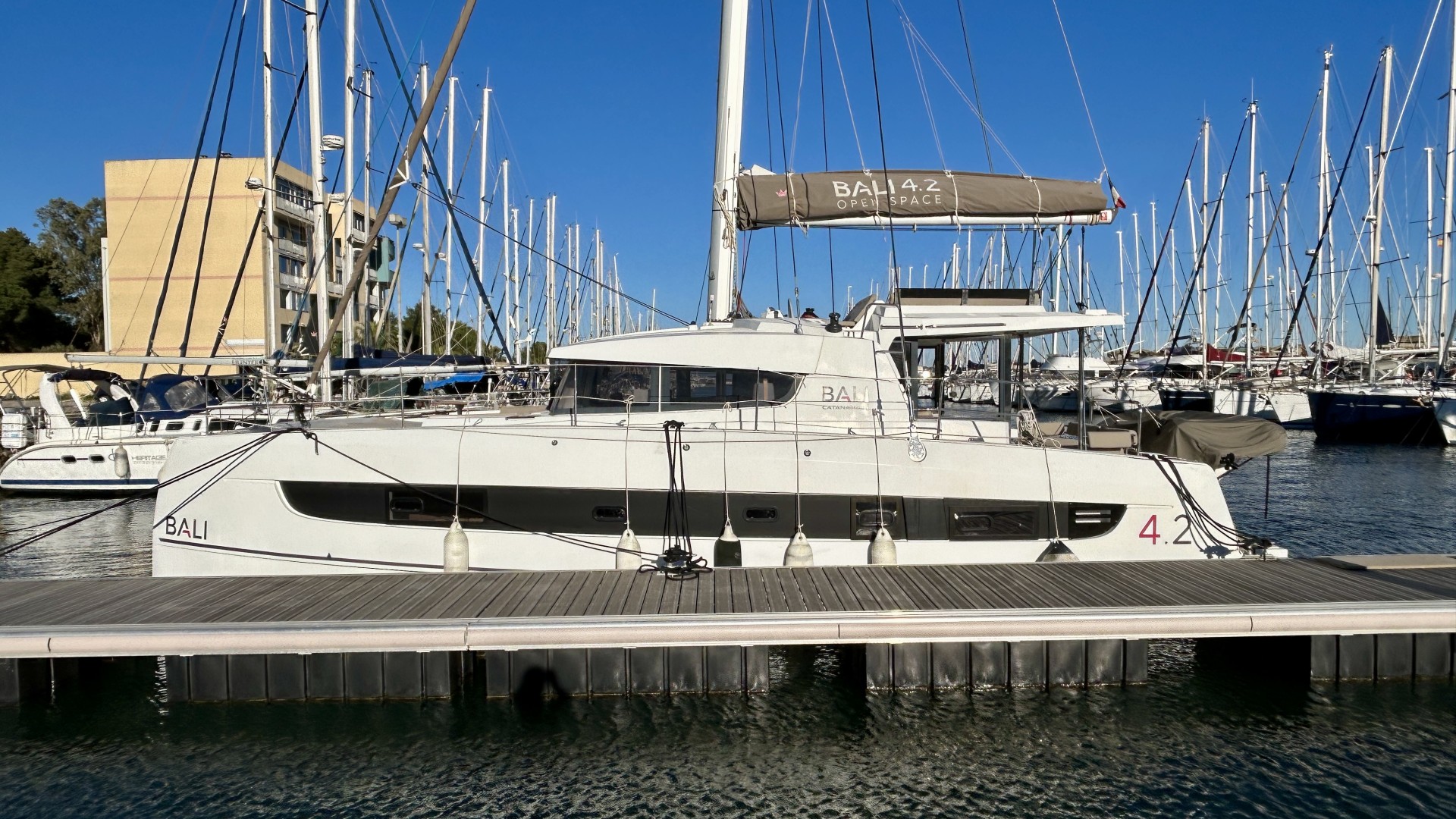 CATANA - BALI 4.2 à vendre
