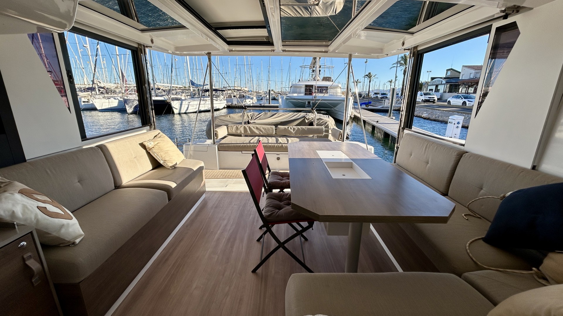 CATANA - BALI 4.2 à vendre