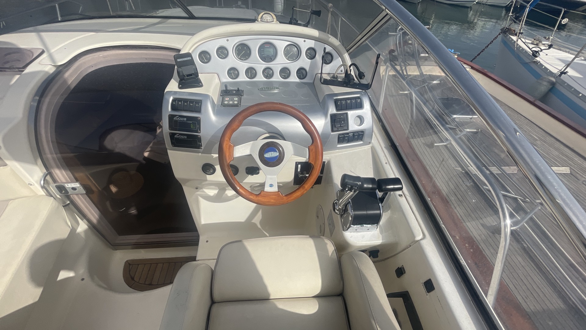 BAVARIA - 300 S à vendre