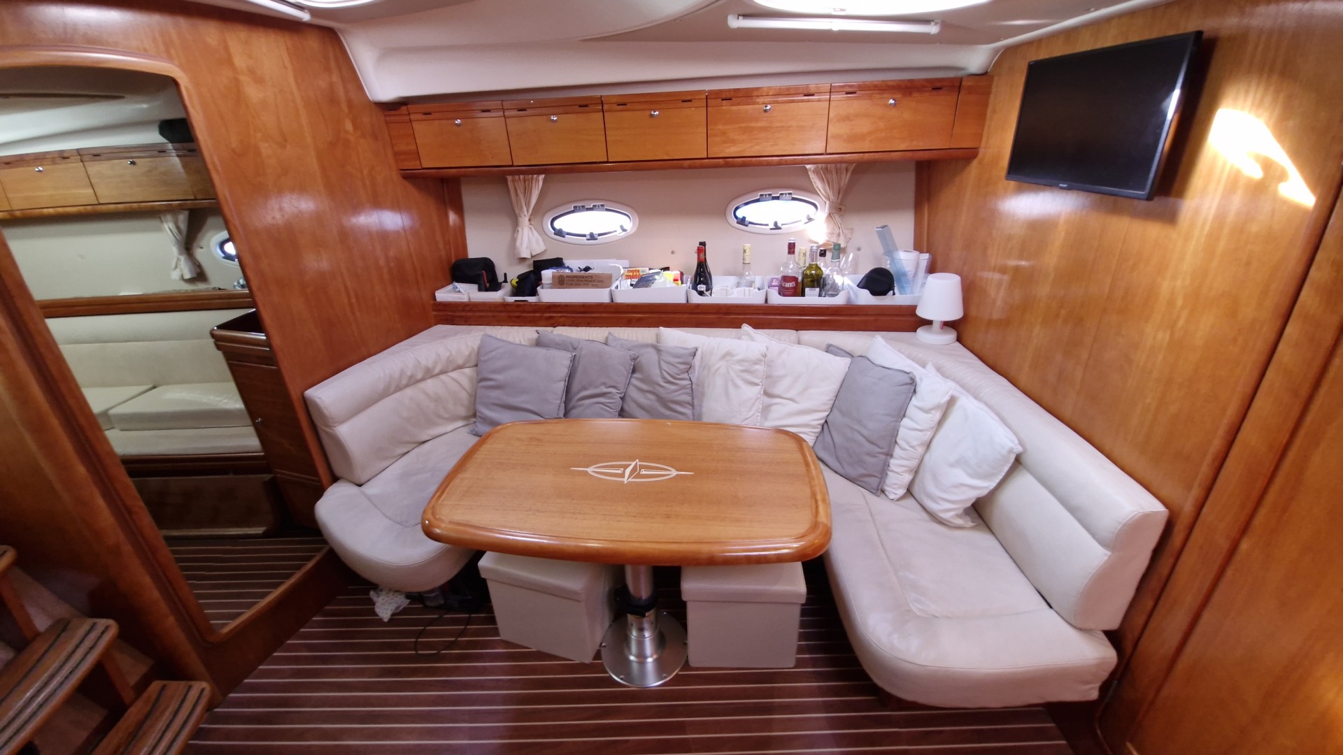 BAVARIA - 37 SPORT à vendre