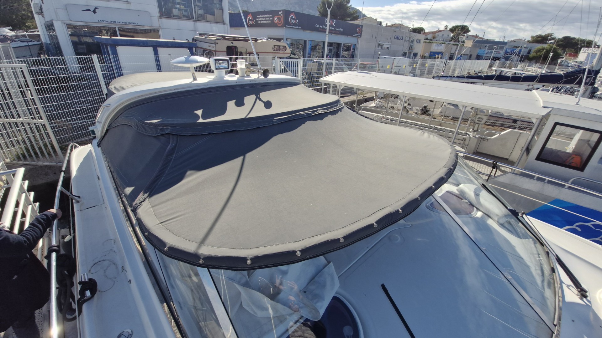 BAVARIA - 37 SPORT à vendre