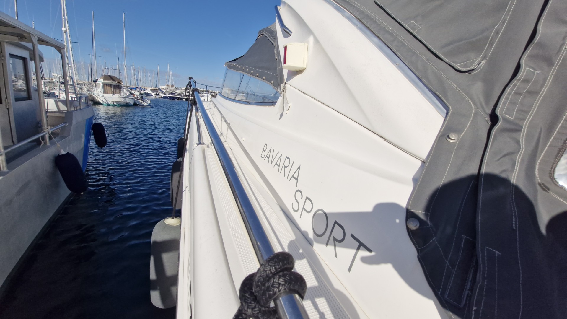 BAVARIA - 37 SPORT à vendre