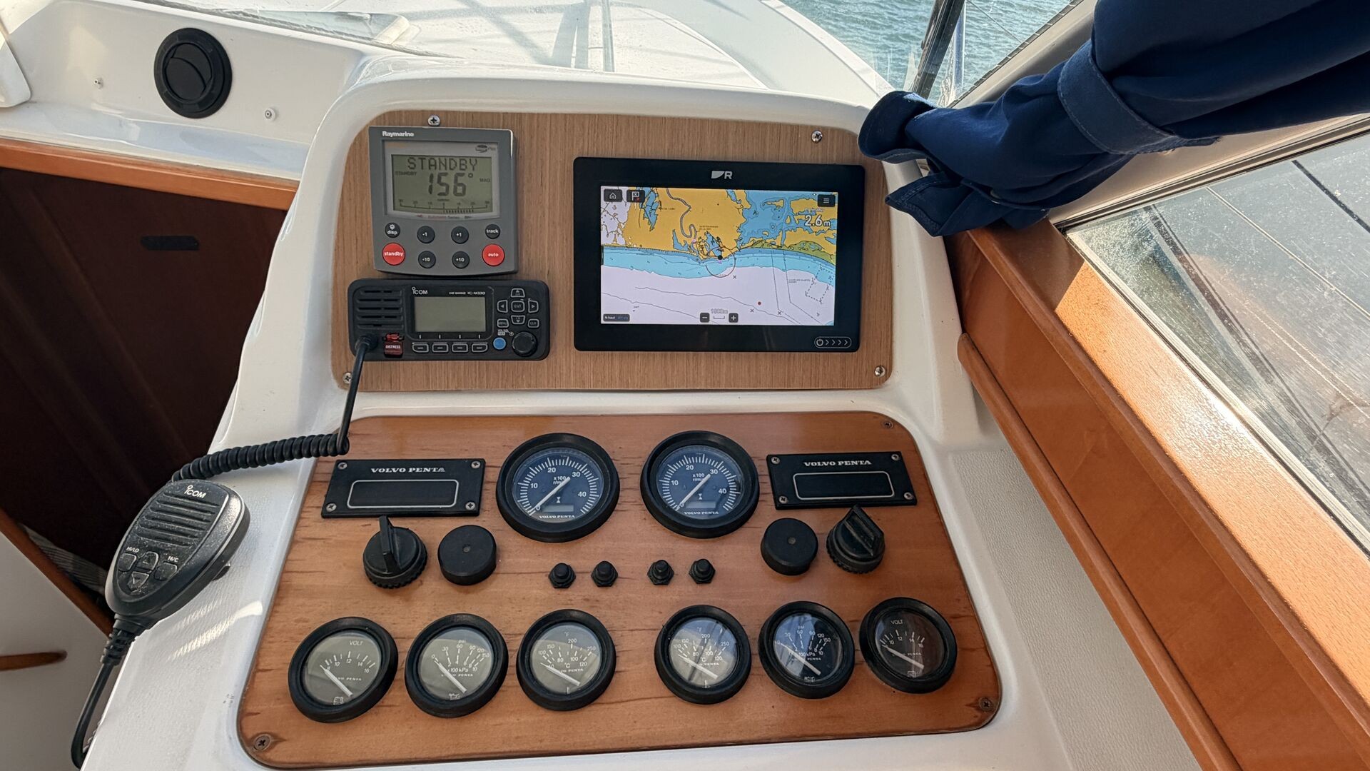 BENETEAU - ANTARES 10.80 à vendre