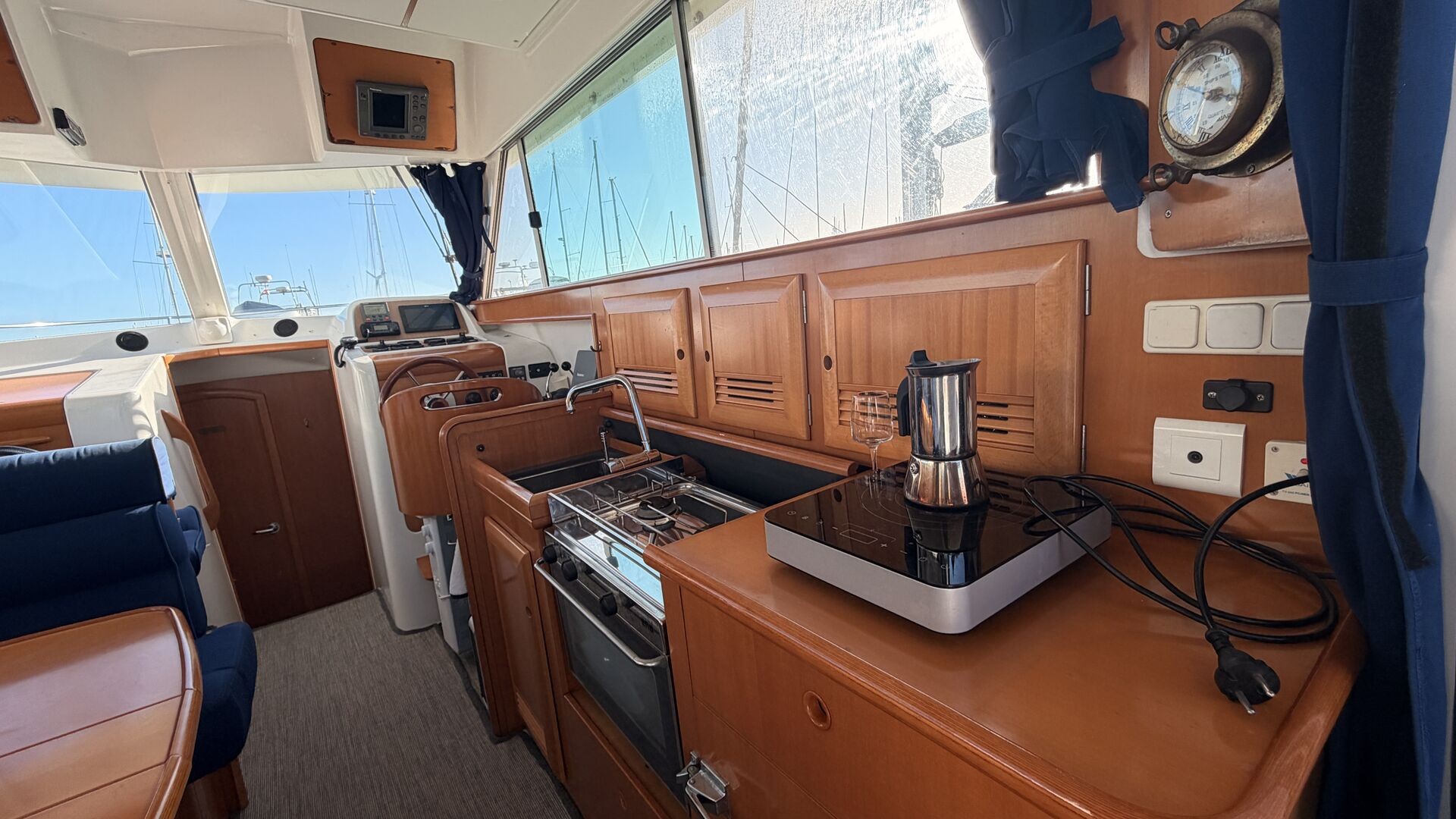 BENETEAU - ANTARES 10.80 à vendre