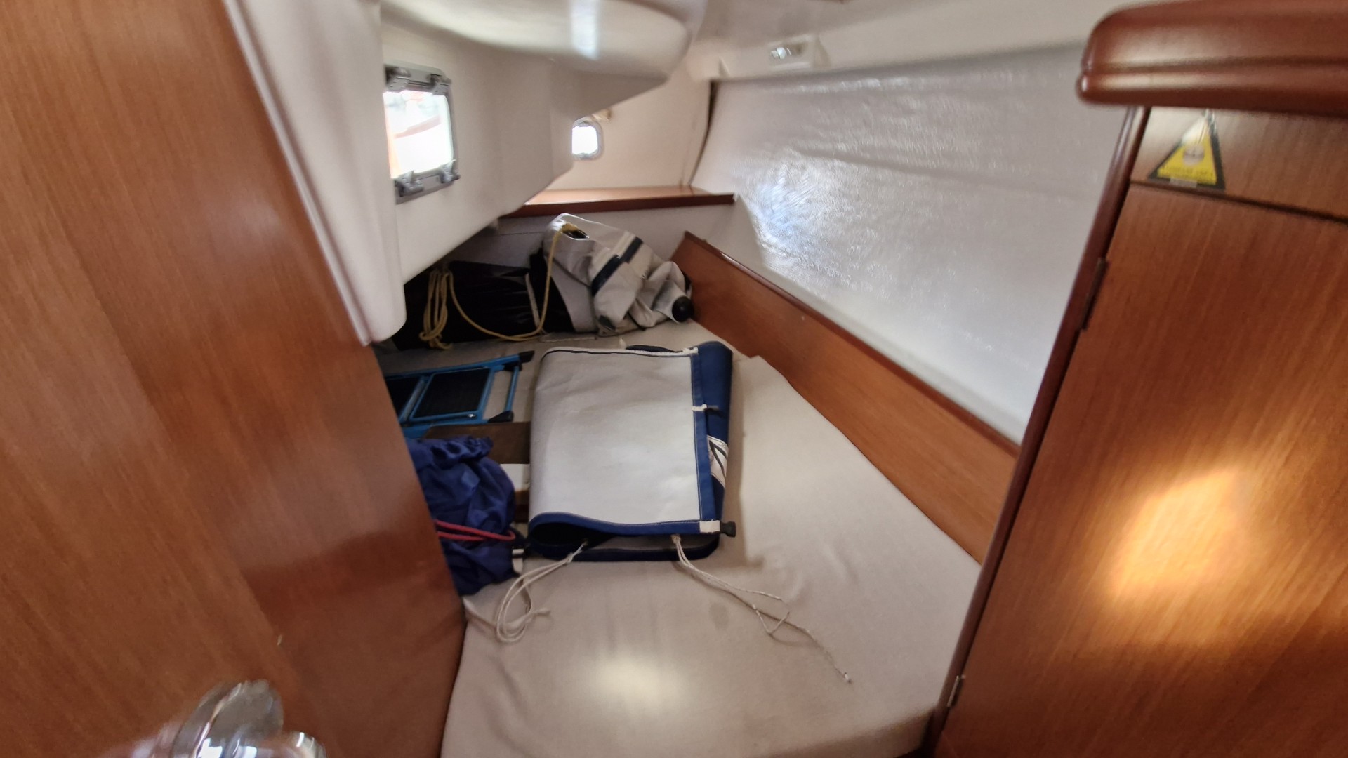BENETEAU - OCEANIS 323 à vendre