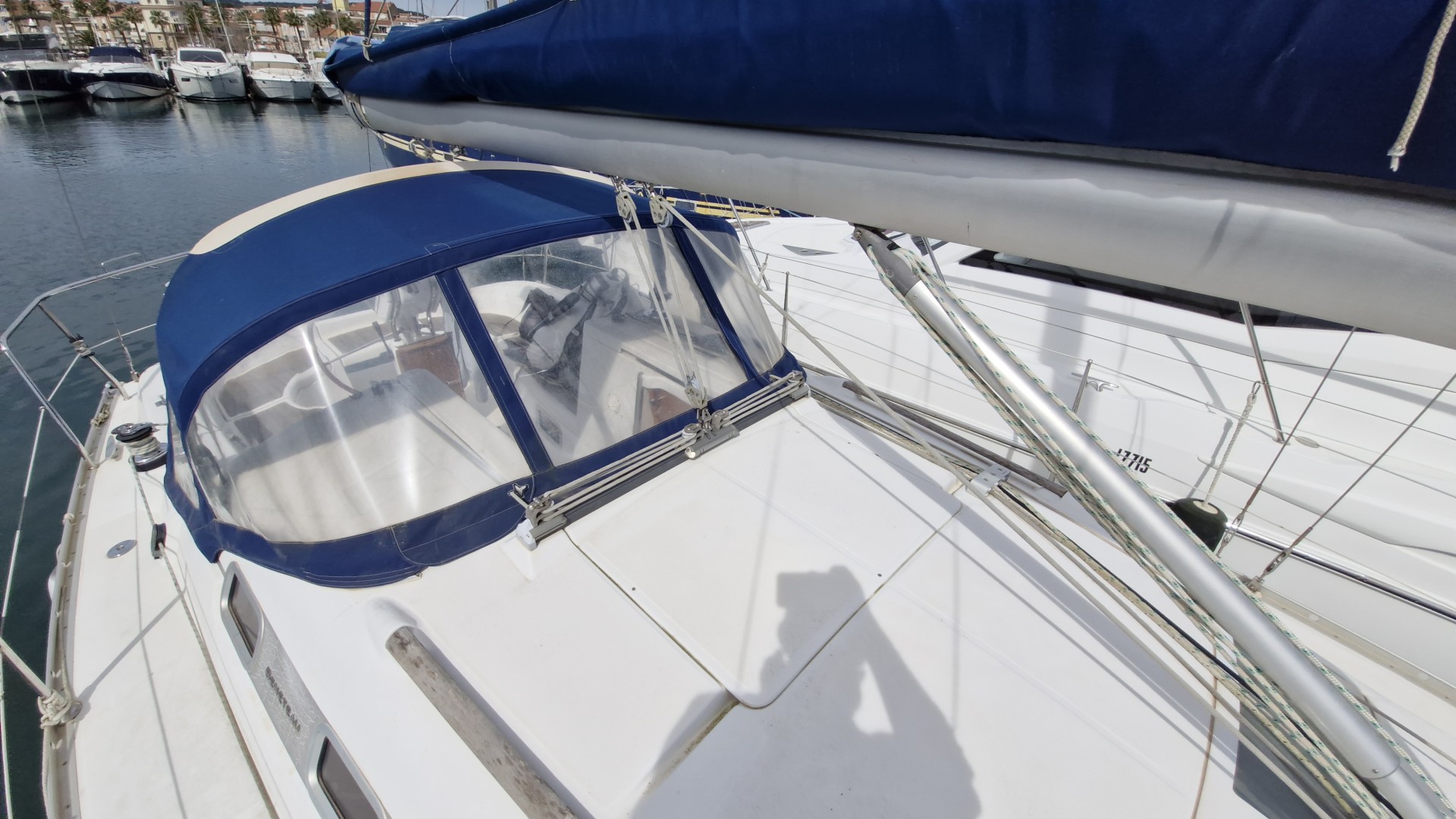 BENETEAU - OCEANIS 323 à vendre