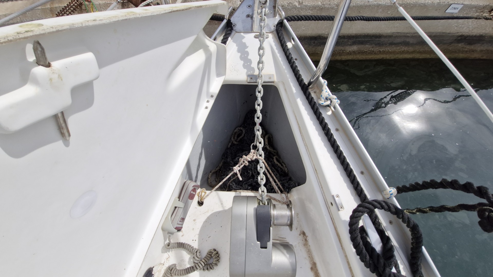 BENETEAU - OCEANIS 323 à vendre