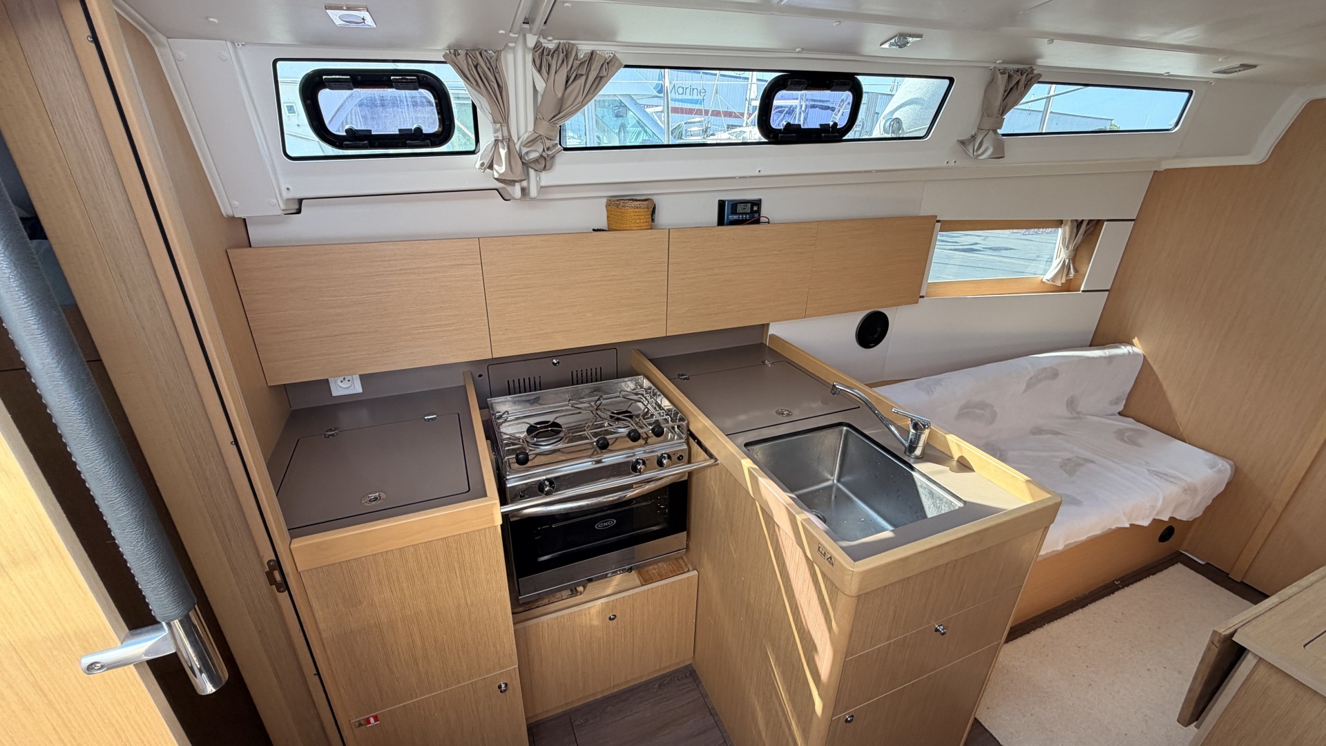 BENETEAU - OCEANIS 38.1 PERFORMANCE à vendre